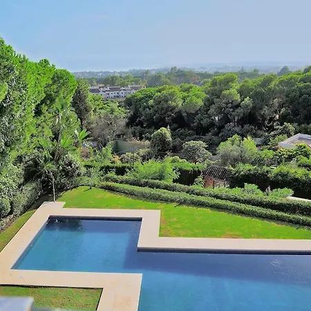 Golden Mile Townhouse, Pool & Sea Views *