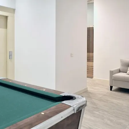 Casa vacanze Golden Mile Townhouse, Pool & Sea Views