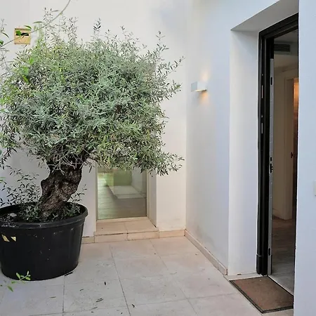 Casa vacanze Golden Mile Townhouse, Pool & Sea Views *