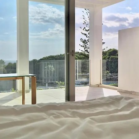 Golden Mile Townhouse, Pool & Sea Views